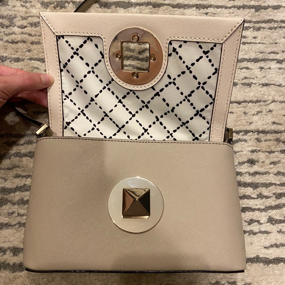 Kate Spade Crossbody - Picture 2 of 7
